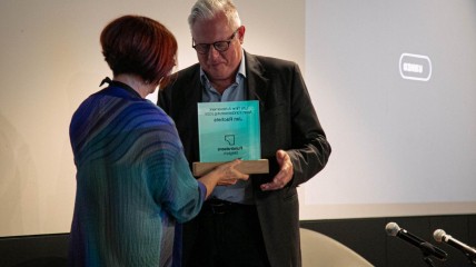 Jan Rachels bekroond met de eerste Life Time Achievement Award Fondsenwerving